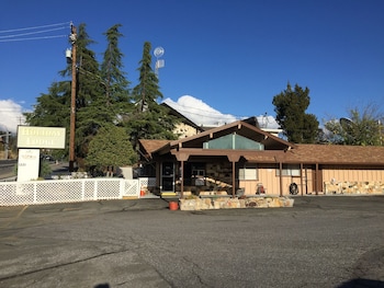 Holiday Lodge,Grass Valley>>Alta,2 star