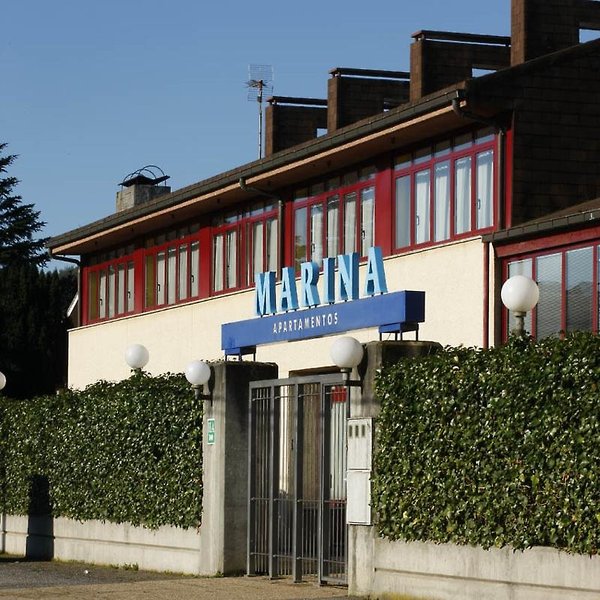 Marina,Near Philippe Cousteau,1 star