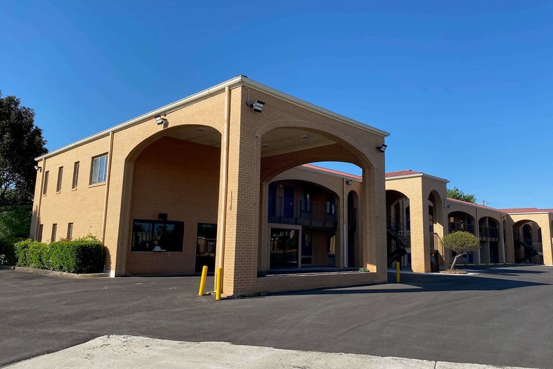 Days Inn By Wyndham Newnan,Senoia>>Newnan,2 star