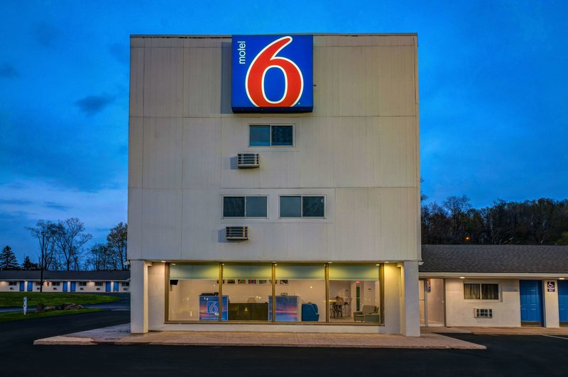 Motel 6 Bellville, Oh - Mid Ohio,,2 star
