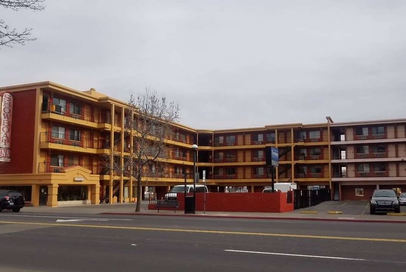 howard johnson by wyndham reno downtown