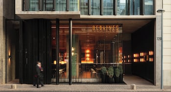 debaines hotel santiago