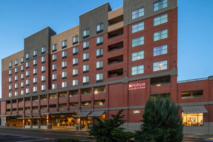 hilton garden inn tacoma downtown