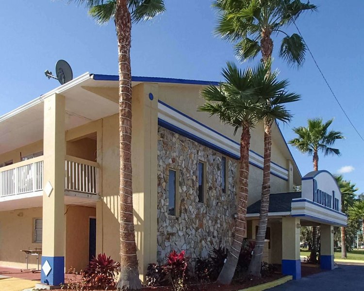 Rodeway Inn Leesburg Chain Of Lakes,Florida>>Leesburg,2 star