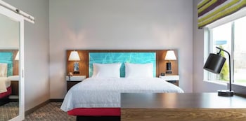 hampton inn by hilton costa mesa newport beach