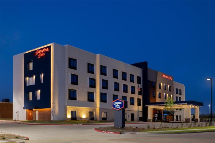 hampton inn by hilton wichita falls north