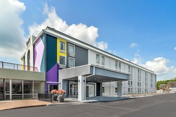 spark by hilton knoxville north i 75