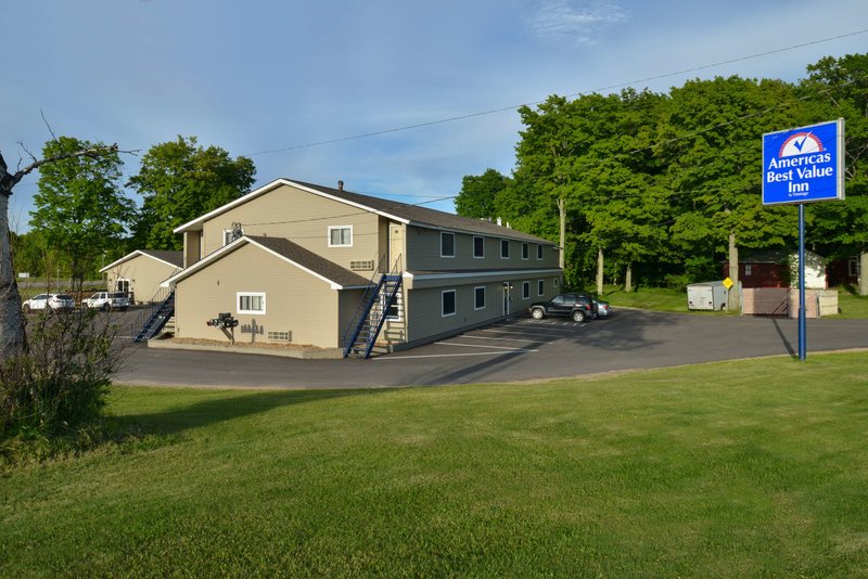 Americas Best Value Inn Marquette,Harvey>>Chocolay Charter Township,2 star