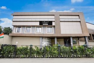 Super Collection O Ghodbunder Road Formerly Sanwith Residency,,3 star