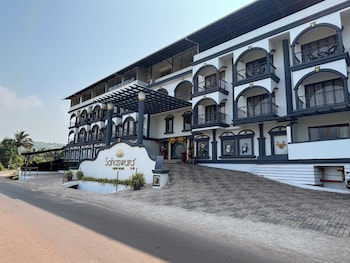 Azara Resort By Scirocco,Anjuna Beach-North Goa,4 star