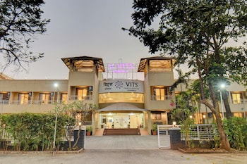 Vits Lonavala,Varsoli,3 star
