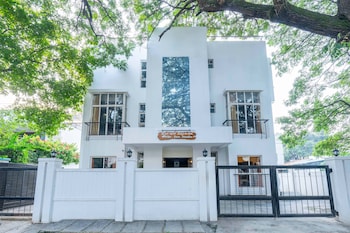 Treebo Ivory White Inn,,3 star