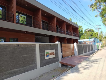 Yogu's Woodside,Rangat,3 star