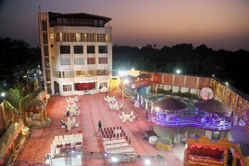 roop vihar resort
