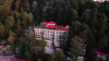 Regenta Place Dalhousie,Gandhi Chowk,5 star
