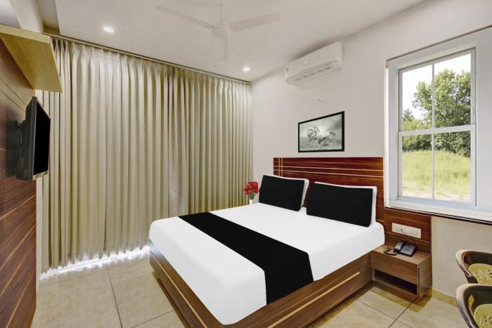 Super Townhouse Oak Dharwad Formerly Rising Resort & Spa,Dharwad,4 star