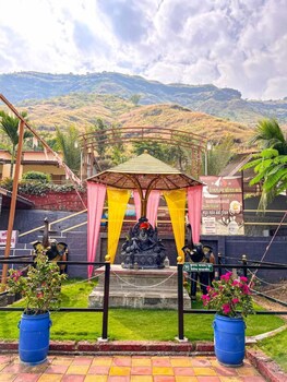 Madhura Agro Tourism,,2 star