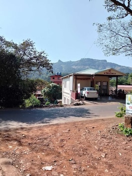 vikrant deluxe rooms