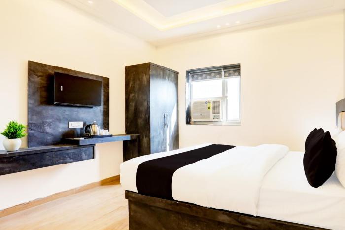 Super Townhouse Balua Road Pahadiya,Paharia,4 star