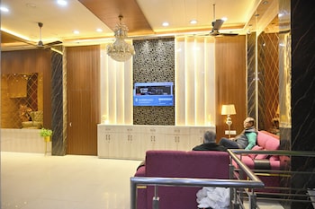 One Earth City Pearl Amritsar, Amritsar Cantonment,3 star