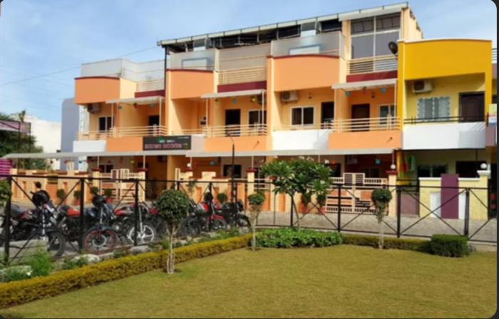 Hotel Smart Rooms , Bhopal,,3 star