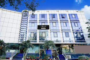 Super Collection O Adarsh Nagar Raja Park Formerly Apex Intercontinental,,3 star