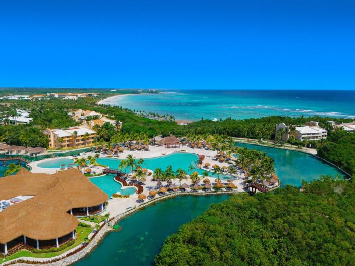 grand palladium white sand resort and spa all inclusive