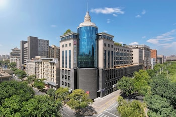 hilton garden inn xian bell tower
