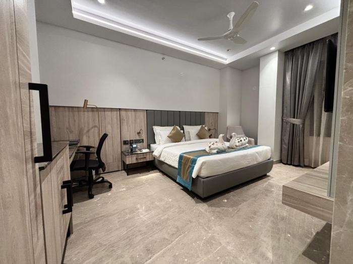 The Eastern Grace Hotel,,4 star