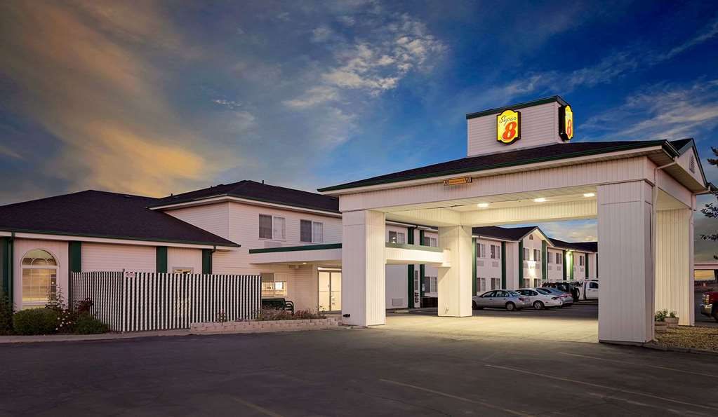 Super 8 By Wyndham Battle Mountain,Winnemucca>>Battle Mountain,2 star