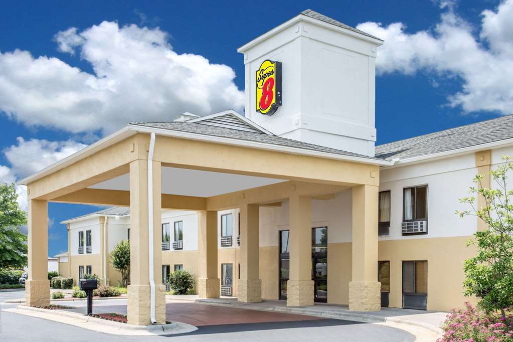 Super 8 By Wyndham Clemmons/Winston-Salem Area I-40,Clemmons>>Bermuda Run,2 star