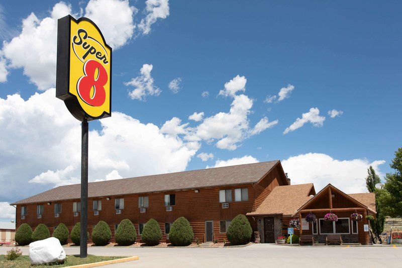 Super 8 By Wyndham Dubois
