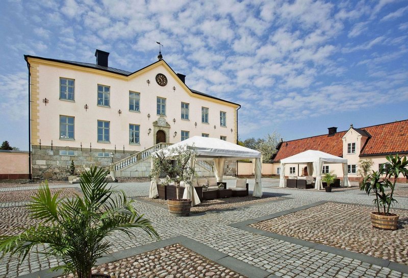 Hesselby Slott,Farsta>>Bromma,4 star