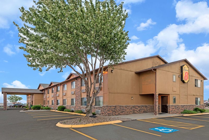 Super 8 By Wyndham Smithville Lake,Platte City>>Kansas City,2 star