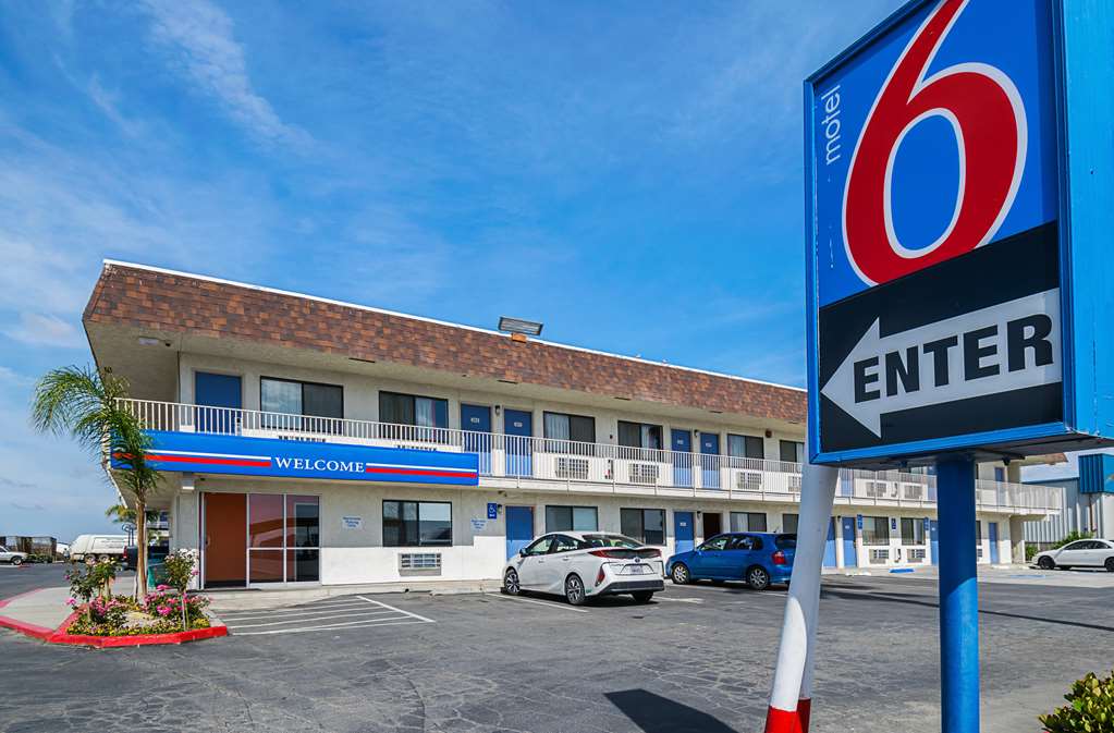 Motel 6 Lost Hills, Ca,Kern County>>Bakersfield,2 star