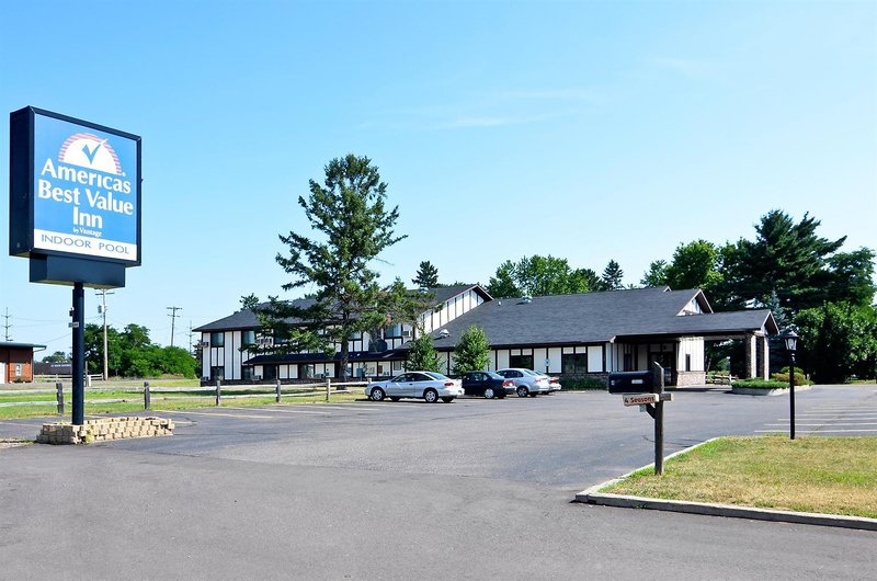 amerivu inn and suites hayward wi