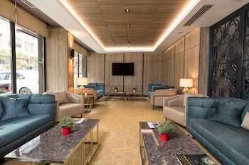 izz otel
