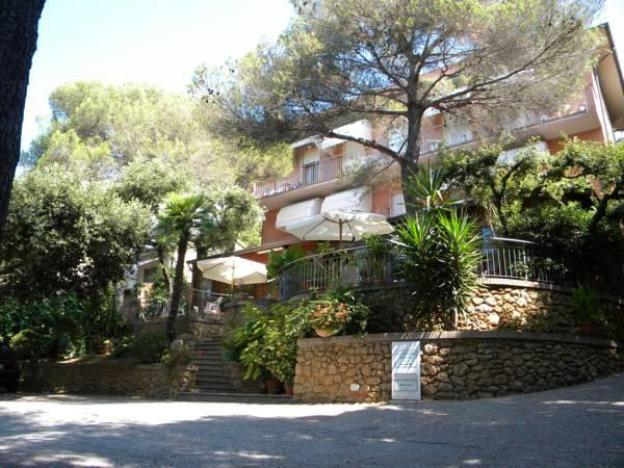 Hotel La Rosa Del Tirreno,Livorno>>Castiglioncello,3 star
