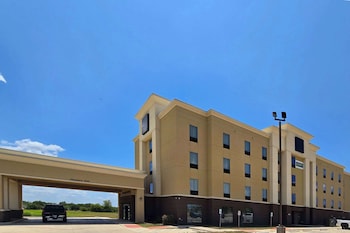 Quality Inn & Suites,,2 star