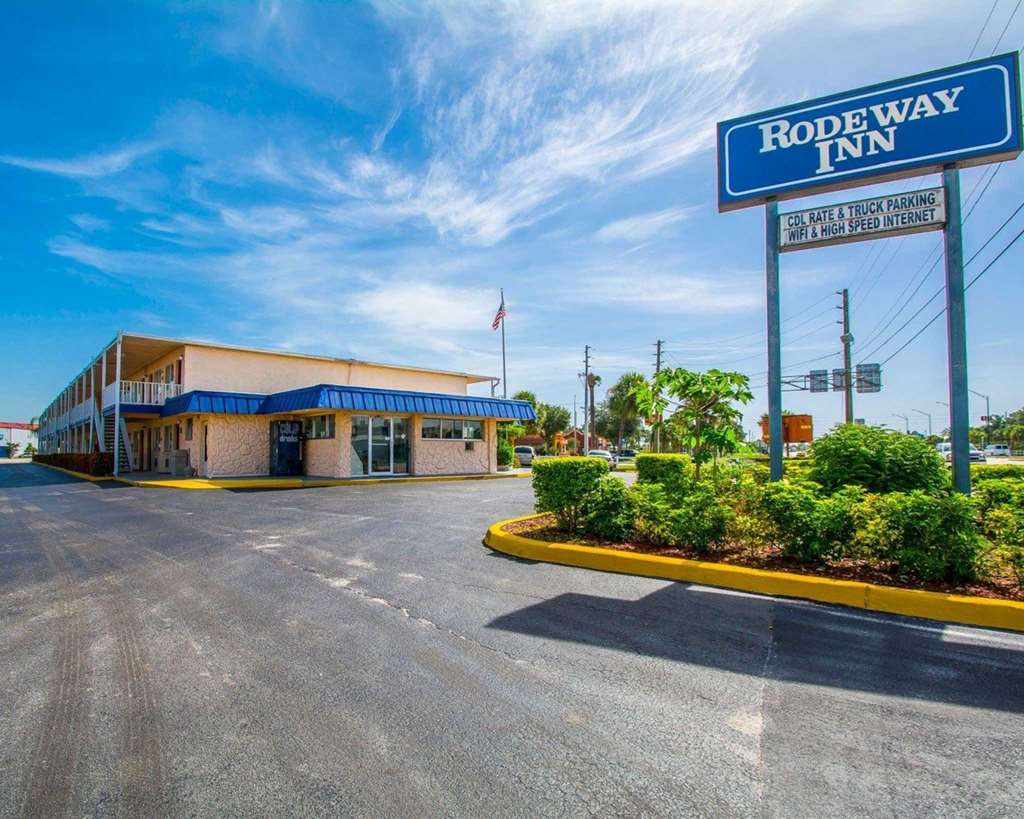 Rodeway Inn Fort Pierce I-95,Fort Pierce,2 star