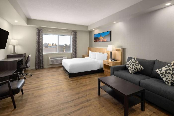 baymont by wyndham west edmonton