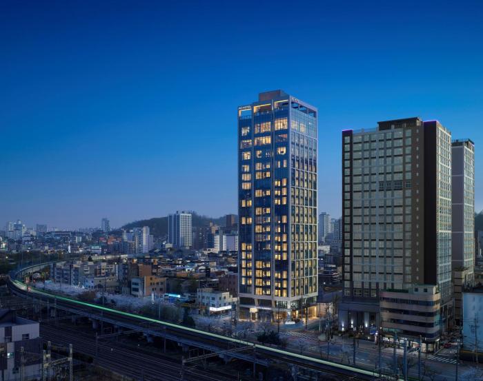 Ac Hotel By Marriott Seoul Geumjeong,,4 star
