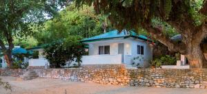 The Three P Beach Resort & Dive Center,,3 star