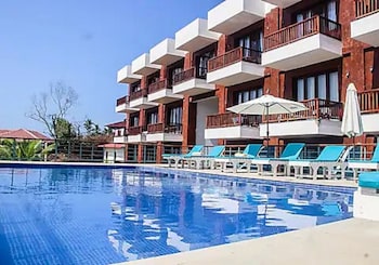 Goa Crescent Resort - A Hilltop Seaview Escape,Manohar International Airport,3 star