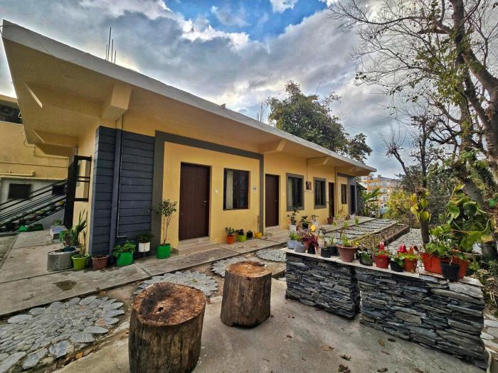 Dhauladhar Inn,,3 star