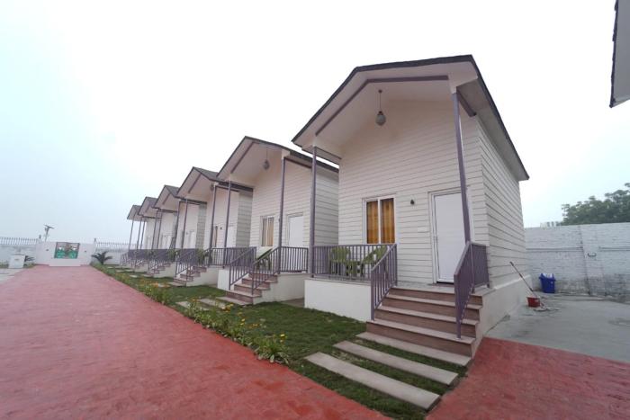 Brij Hari Villa,Nagwa Lanka,2 star