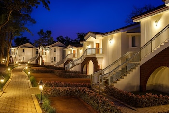 Amritara Serenity,Manohar International Airport,3 star