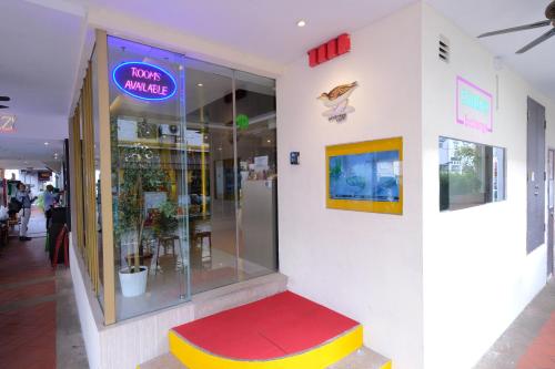 room-image