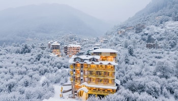 The Hosteller Old Manali, Manu Temple,Manali,3 star