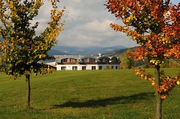 Grund Resort Golf & Ski,Dolni Dvur>>Benecko,4 star